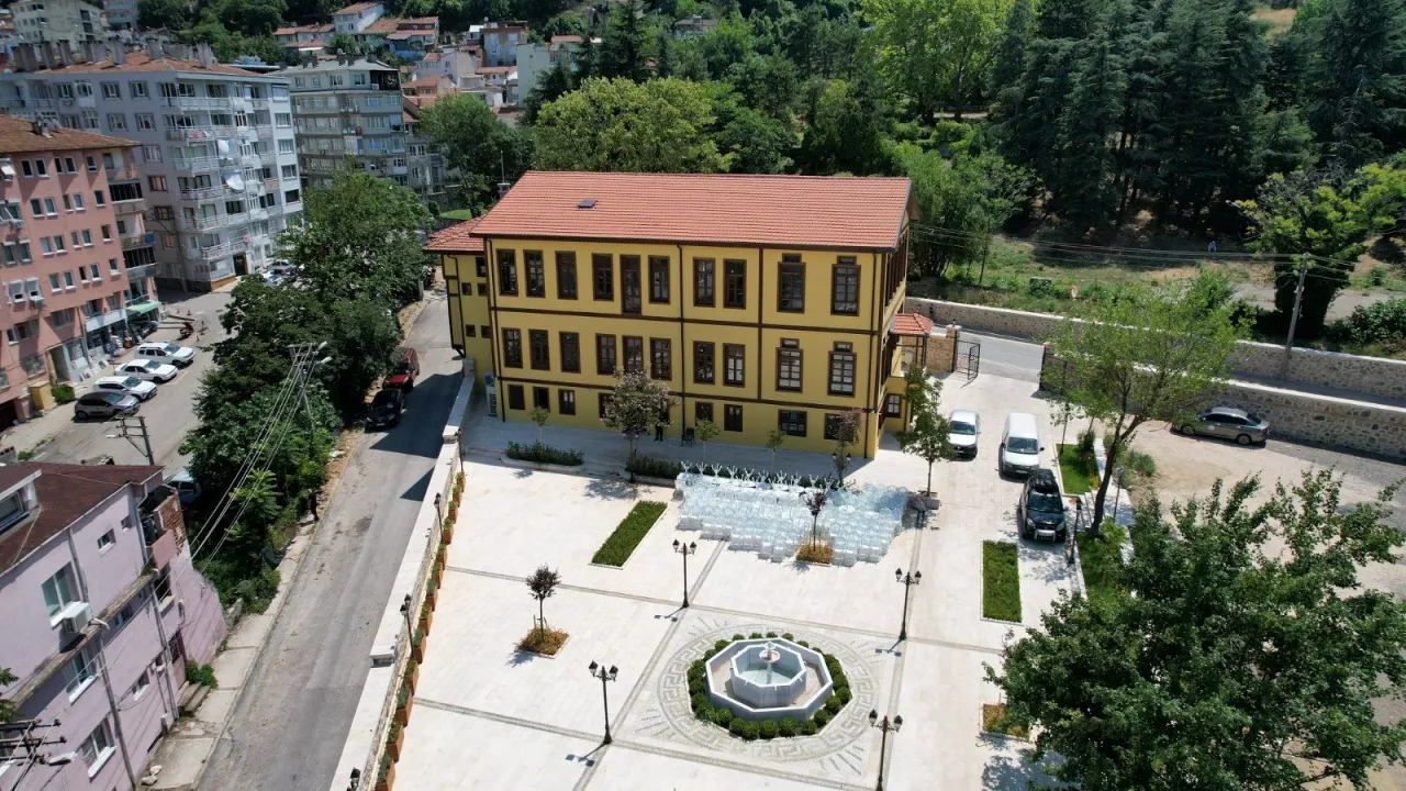 Bursa Düşünce Okulu ikinci kez kapılarını açıyor