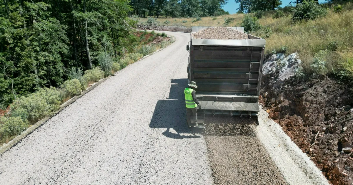Bursa’da 3 Ilçede 50 Kilometrelik Yol Yenileme Tamamlandı (5)