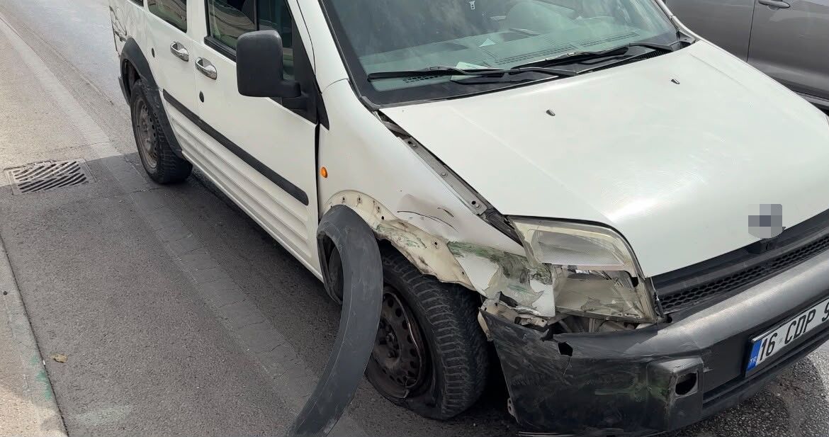 Bursa'da Alt Geçitte Kaza!