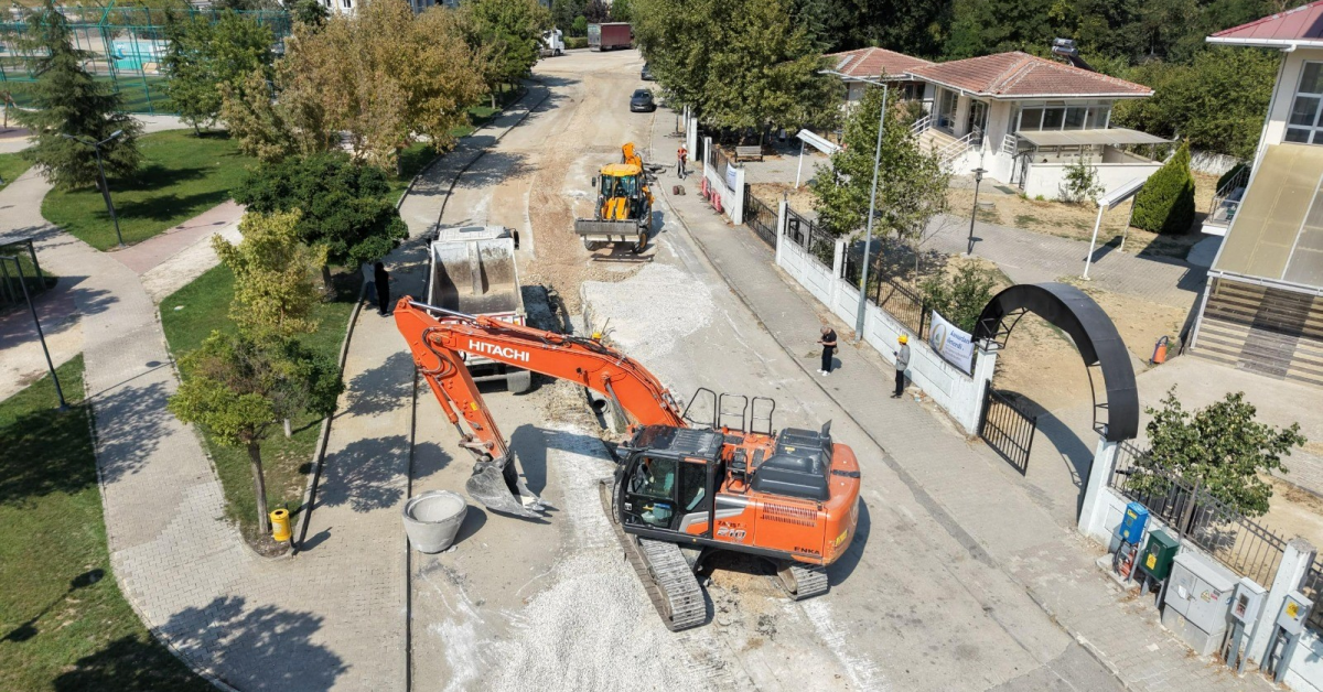 Bursa’da Kayapa Toki̇’ye 600 Metrelik Yeni Yağmur Suyu Hattı (3)
