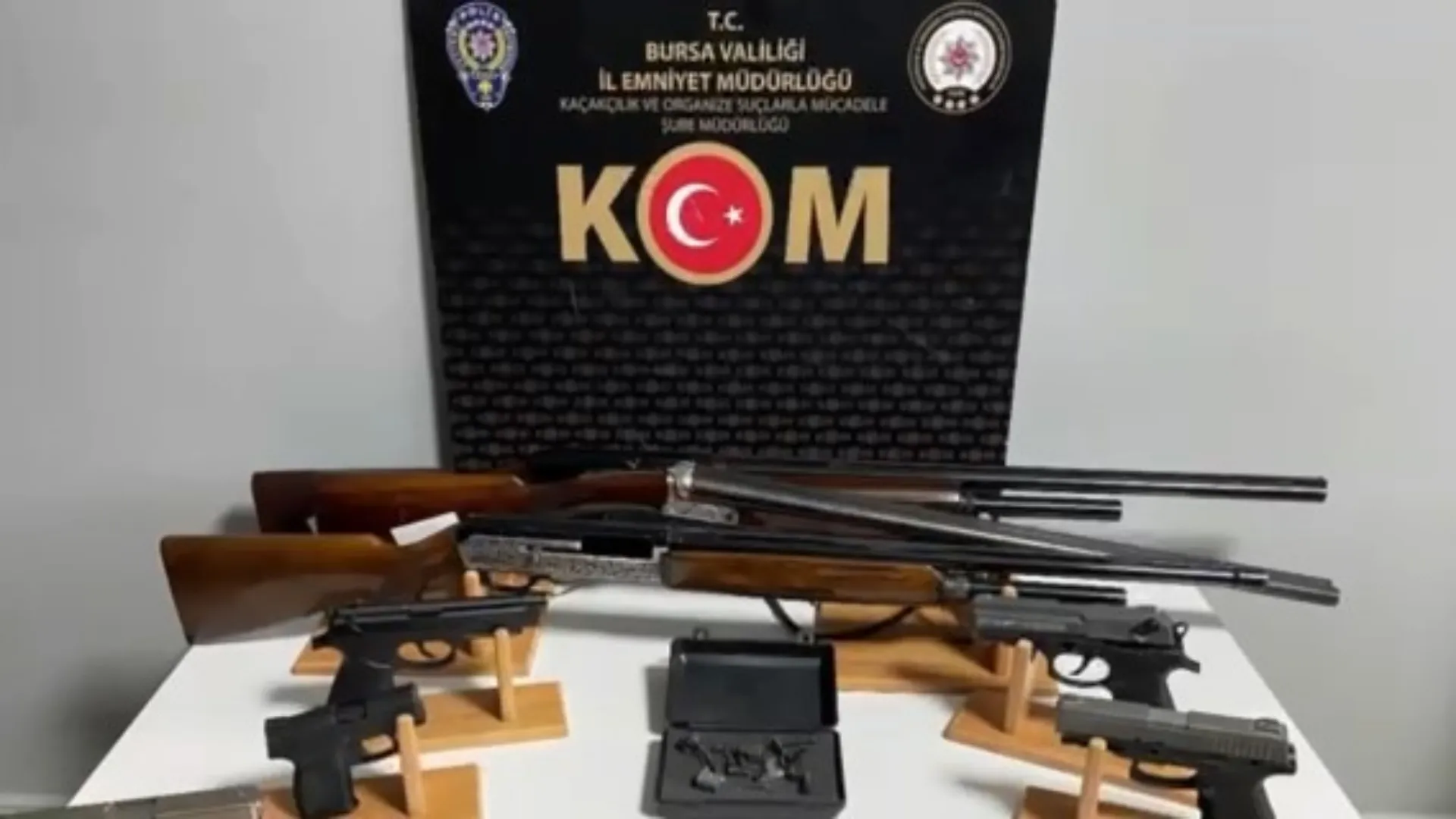 Bursa’da Suç Örgütlerine Yönelik Operasyon 10 Şüpheliden 1’I Tutuklandı (1)