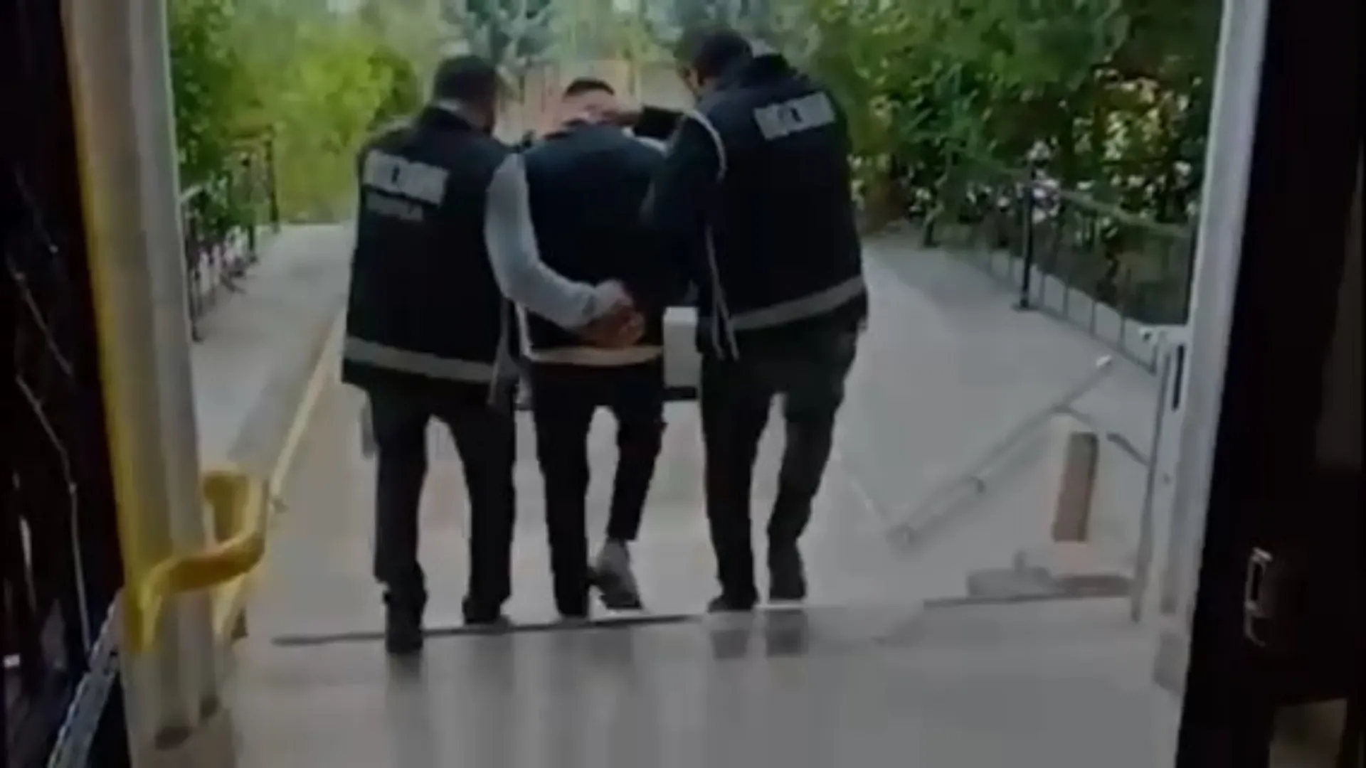 Bursa’da Suç Örgütlerine Yönelik Operasyon 10 Şüpheliden 1’I Tutuklandı (3)