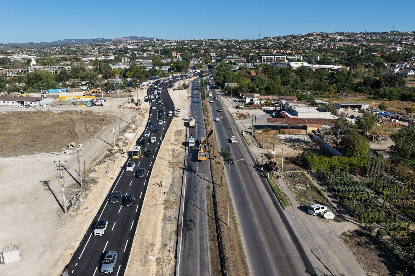 Bursa’da Ulaşım Rahatladı! Geçit Bademli Yolu Okullar Açılmadan Çift Yönlü Trafiğe Açıldı1