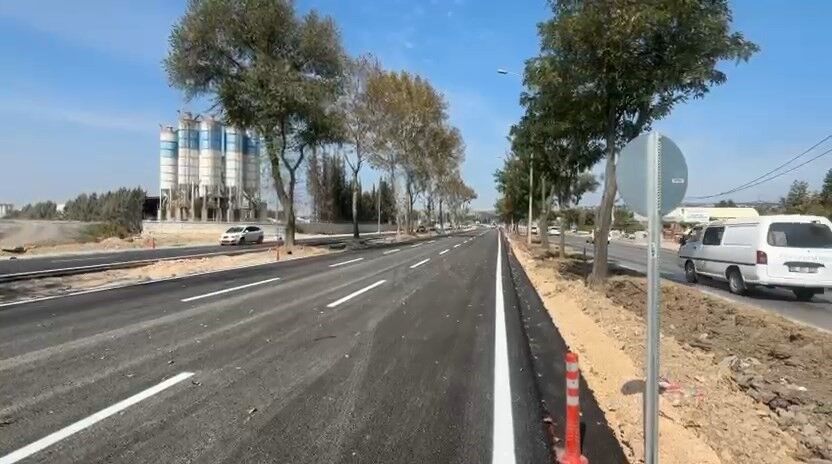 Bursa’da Ulaşım Rahatladı! Geçit Bademli Yolu Okullar Açılmadan Çift Yönlü Trafiğe Açıldı3