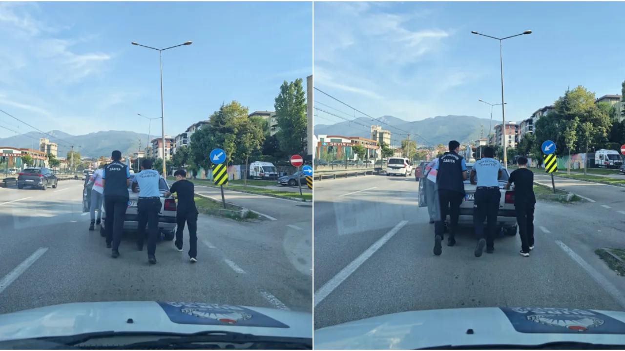 Bursa’da yakıtı biten aracı zabıta ekipleri 2 kilometre itti