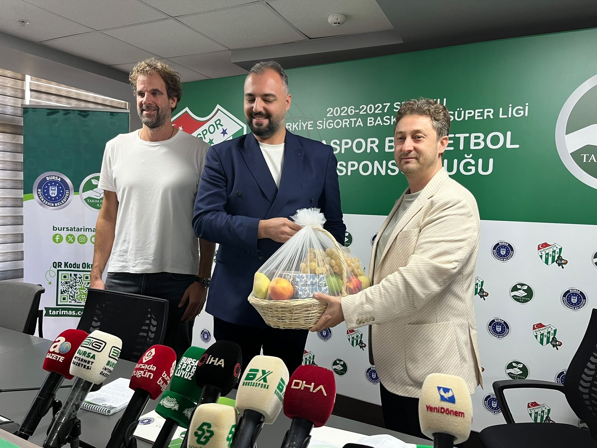 Bursaspor Basketbol’a Yeni Sezon Öncesi Çifte Sponsorluk Desteği