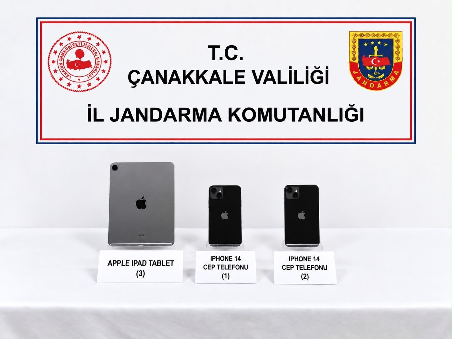 Çanakkale'de Kendisini Polis Olarak Tanıtan Şüpheliler 2 Milyon Tl’lik Ziynet Eşyası Aldı-1