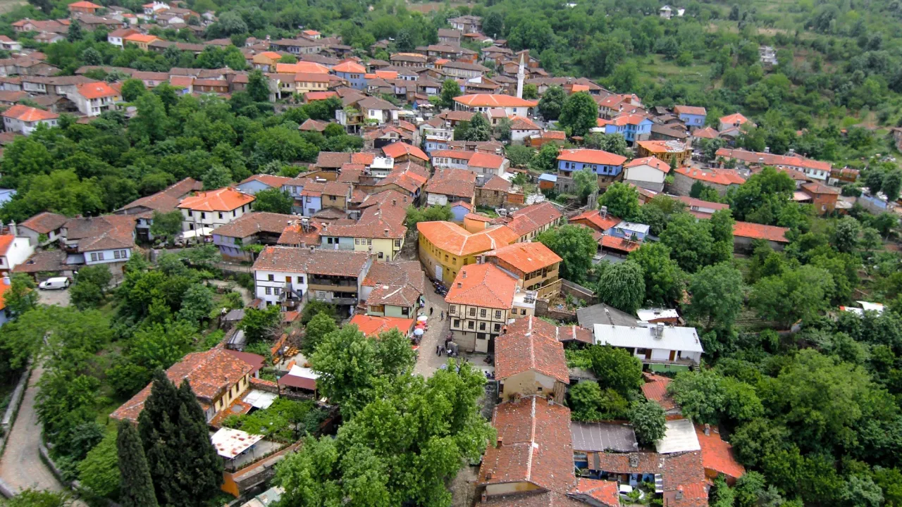 Cumalıkızık’ta Tarihi Dokuya Uygun Yeni Pazar Alanı Kurulacak (2)