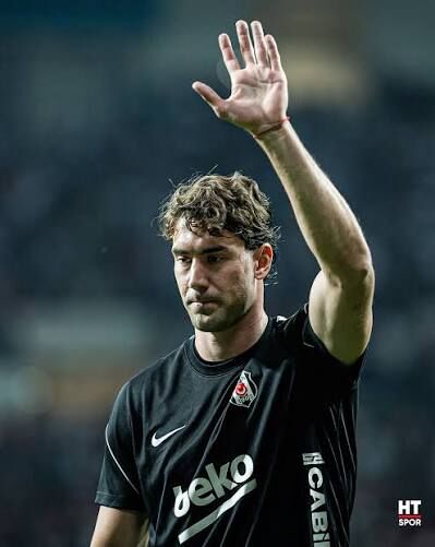 Dusan Vlahovic-2