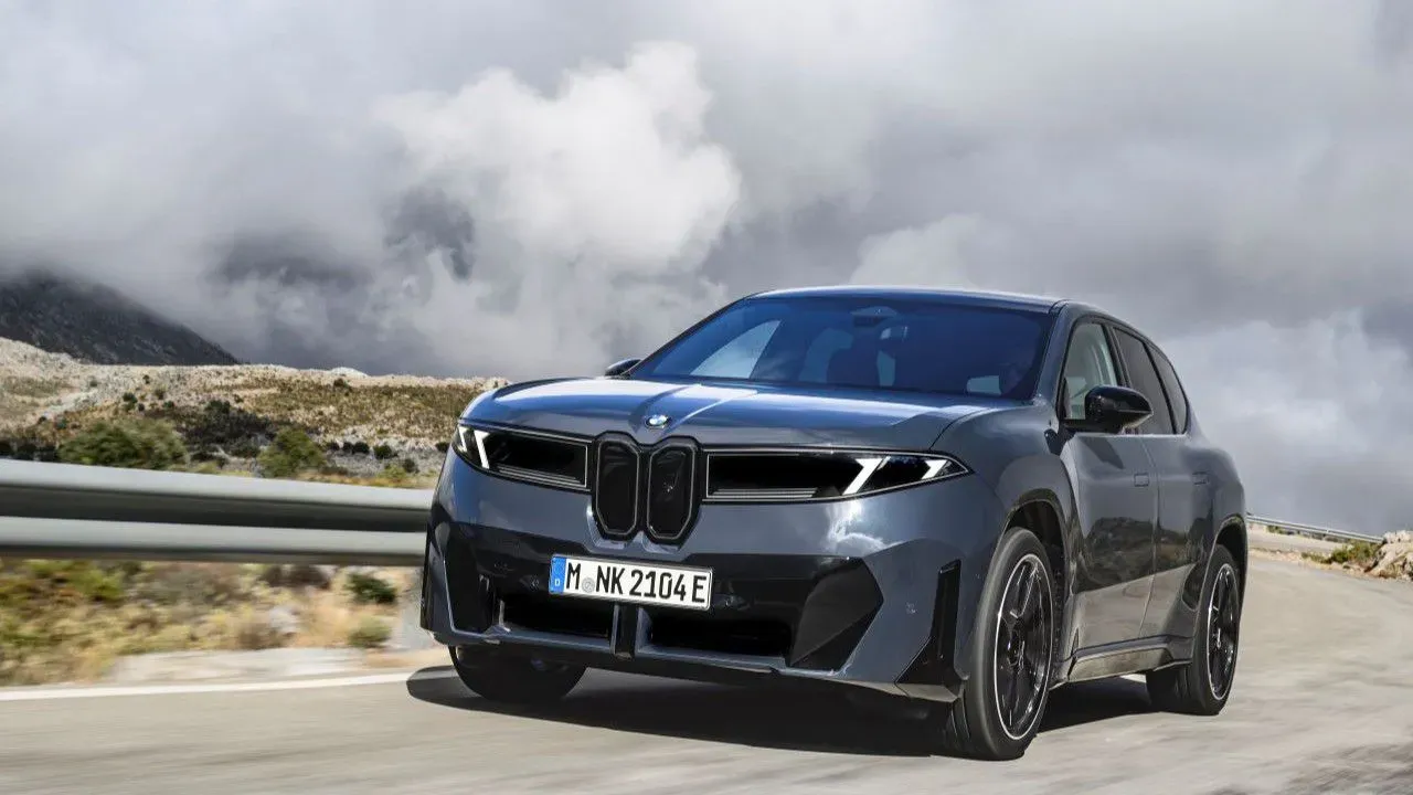Genc Gazete Yeni Bmw Ix3 Menzil Rekoruna Kostu Tek Sarjla 1030 Kilometre Yol Aldi 4