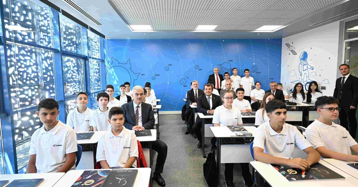 Guhem Havacılık Ve Uzay Teknolojileri Fen Lisesi Ilk Öğrencileriyle Eğitime Başladı (5)