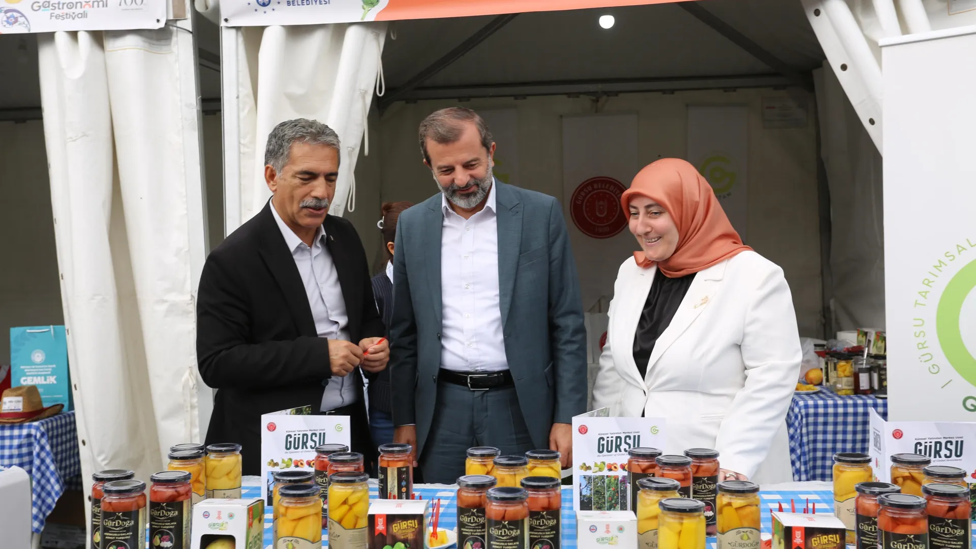 Gürsu’nun meyve ve turşuları Bursa Gastronomi Festivali’nde tanıtıldı