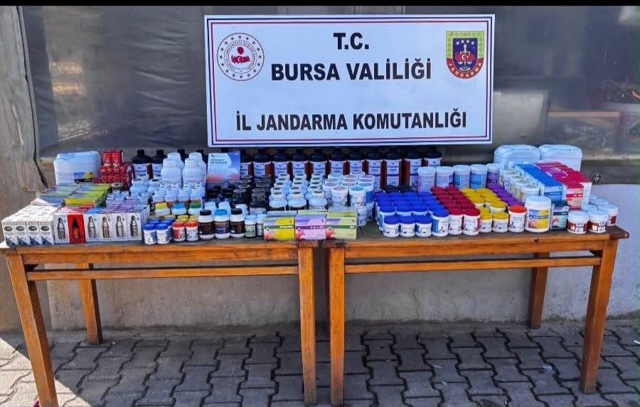 Bursa’da kaçakçılık operasyonu: 1,5 milyon liralık kuş ilacı ele geçirildi