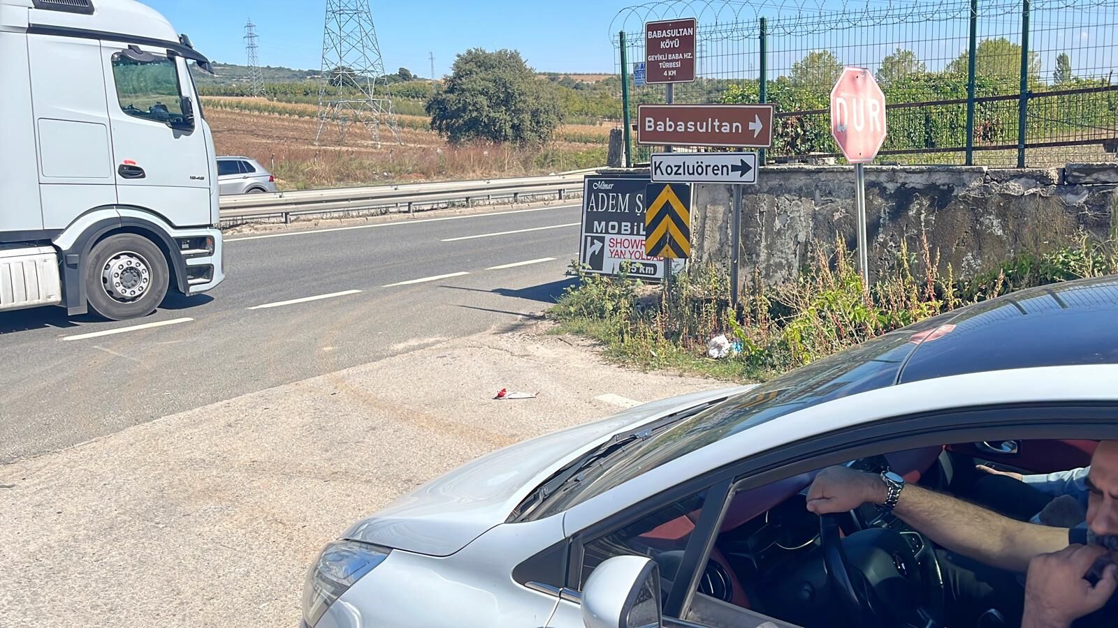 İnegöl Baba Sultan Yolunda Tehlikeli Geçiş1