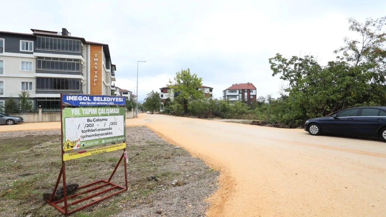 İnegöl Cerrah’ta 27 Sokakta Yol Çalışması Başladı (5)