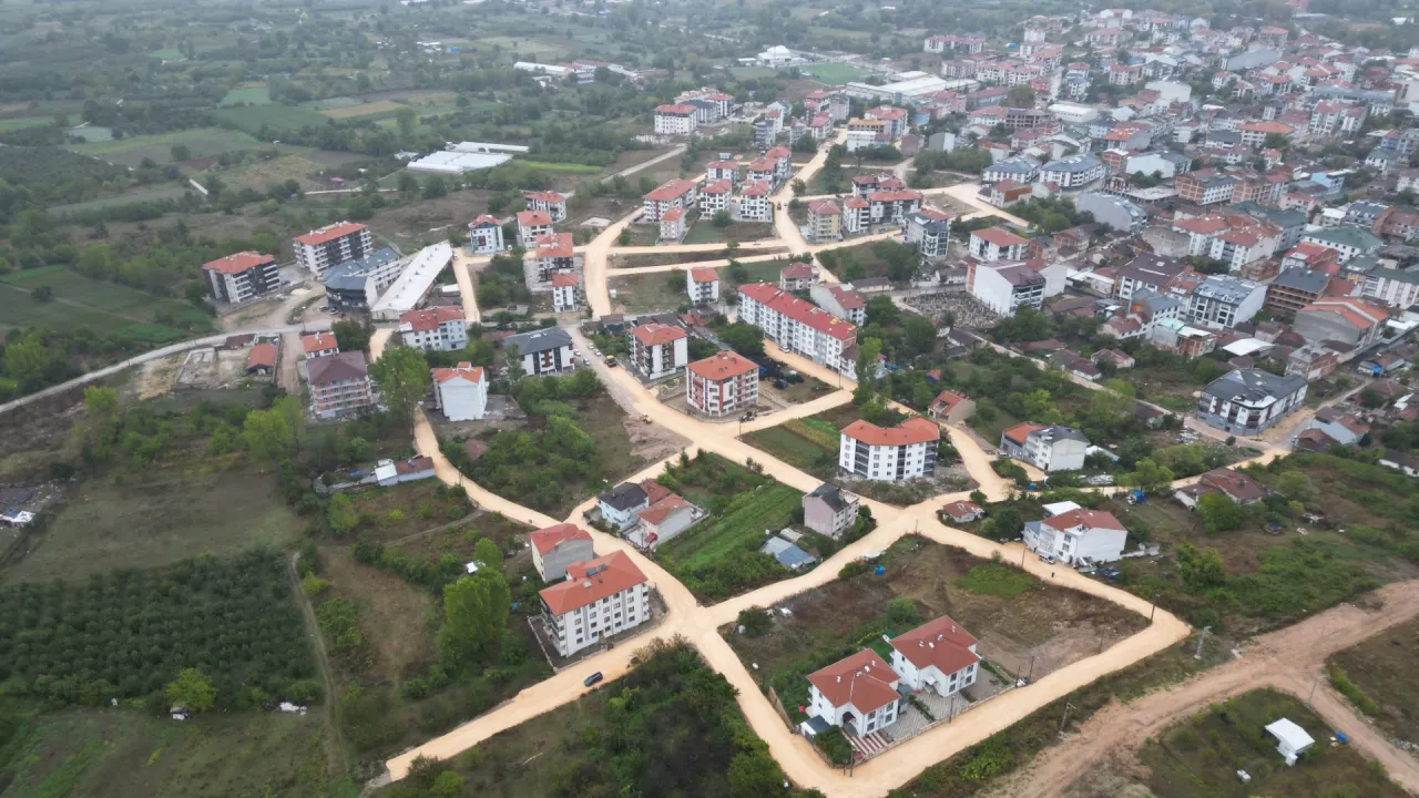 İnegöl Cerrah’ta 27 Sokakta Yol Çalışması Başladı (7)