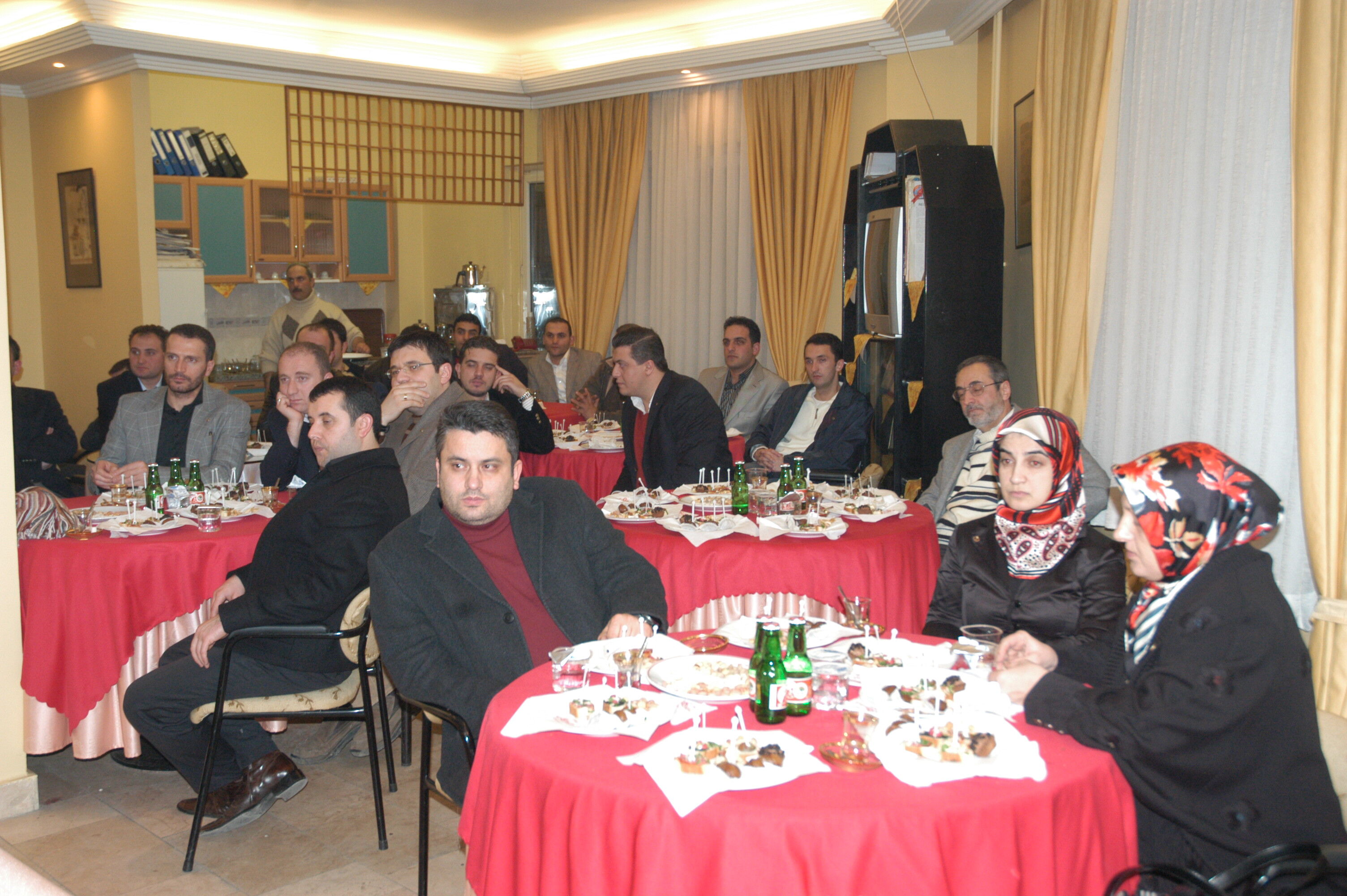 İnegöl Müsi̇ad’da Güleç Dönemi Başladı Arşiv 2008 Gençgazete (14)