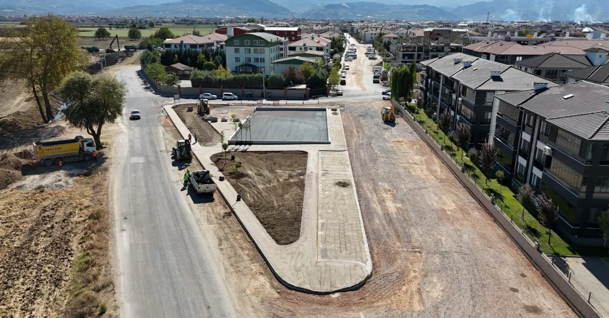 İnegöl Yeni Mahalle'ye 2 Bin 100 Metrekarelik Sosyal Yaşam Alanı (1)