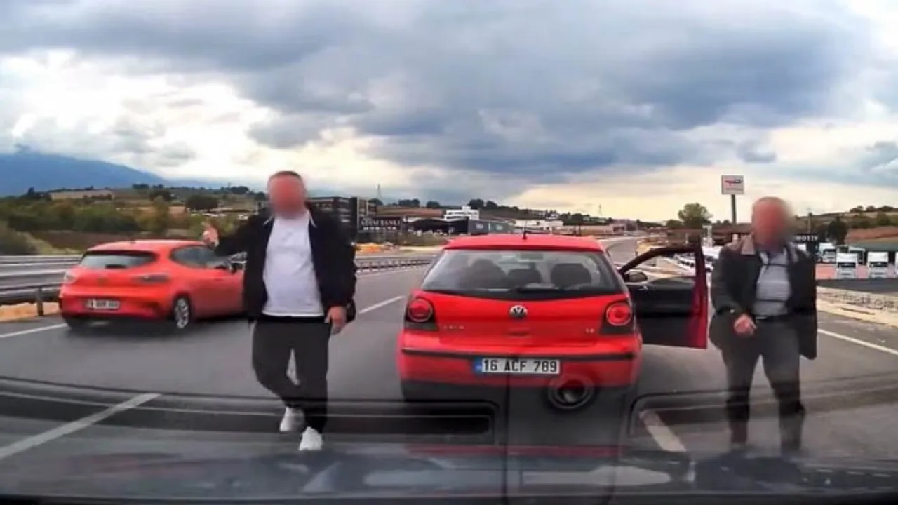 İnegöl'de Araçtan Indiler, 360 Bin Tl Ceza Yediler! (2)