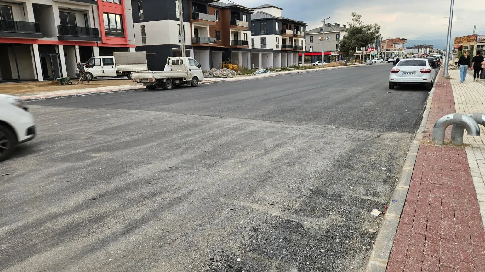 İnegöl’de Asfaltlanan Kozluca Yolunda Vatandaşlar Endişeli (3)