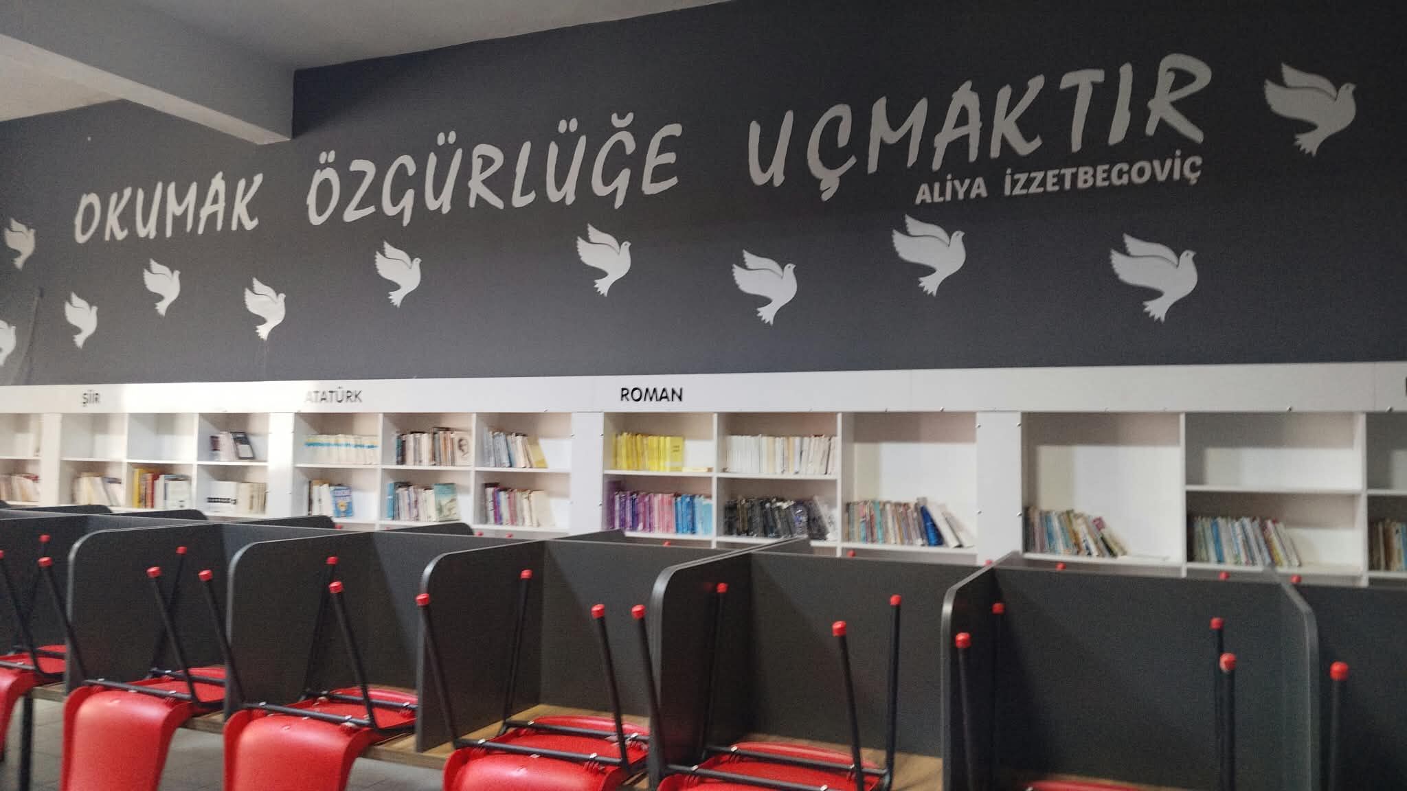İnegöl'de Kahramanların İsimleri Okullarda Yaşatılıyor (1)