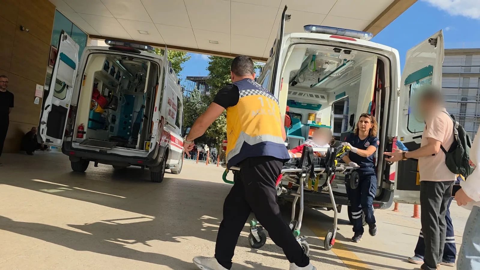 İnegöl’de Scooter Kazası Küçük Çocuk Yaralandı (2)