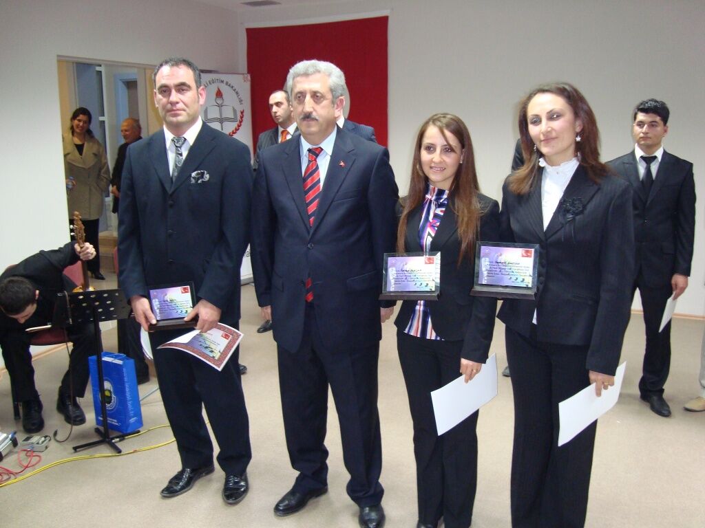 İnegöl’de Ses Yarışmasının Birincileri Belli Oldu Arşivden 2009 Gençgazete (6)
