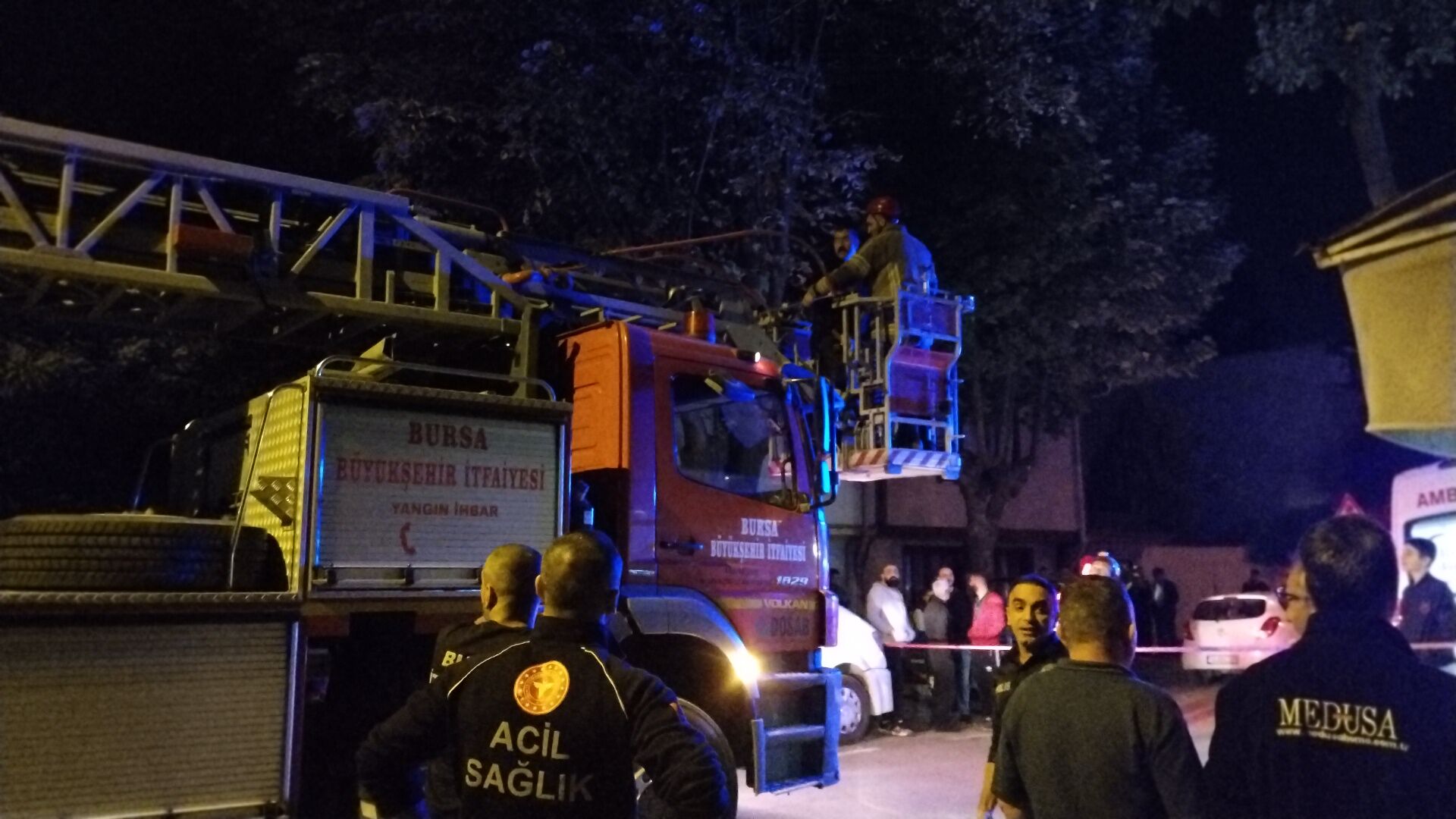 İnegöl'de Silah Sesleçok Sayıda Ekip Sevk Edildi