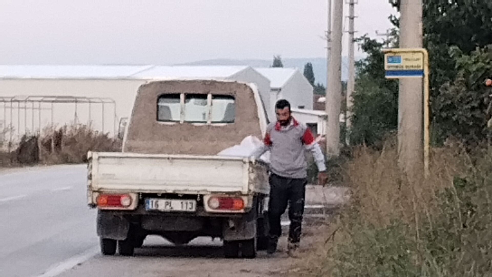 İNEGÖL’DE YÜREK ISITAN GÖRÜNTÜ