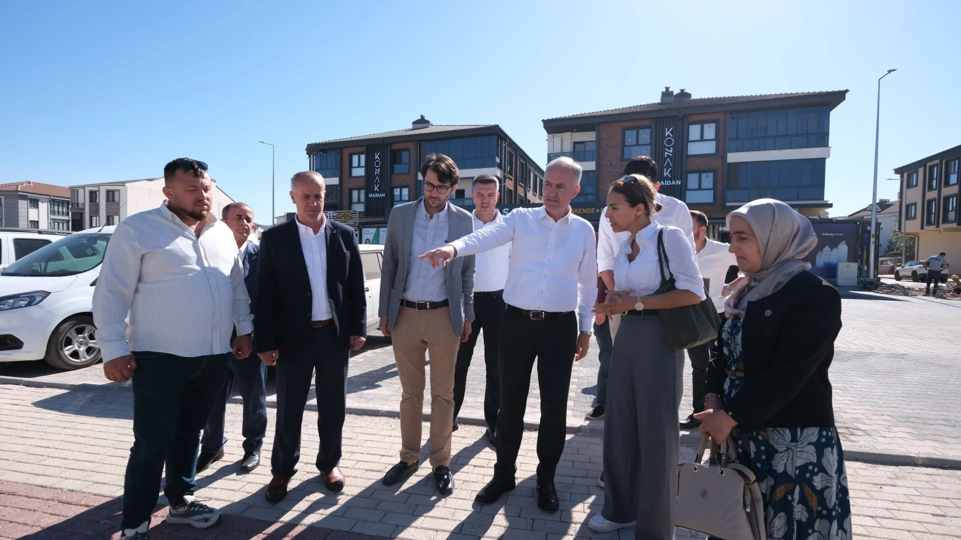 İnegöl'ün Beklediği Bölgede Asfalt Çalışması Başladı 2 Kilometrelik Yol 1 Ayda Tamamlanacak (3)