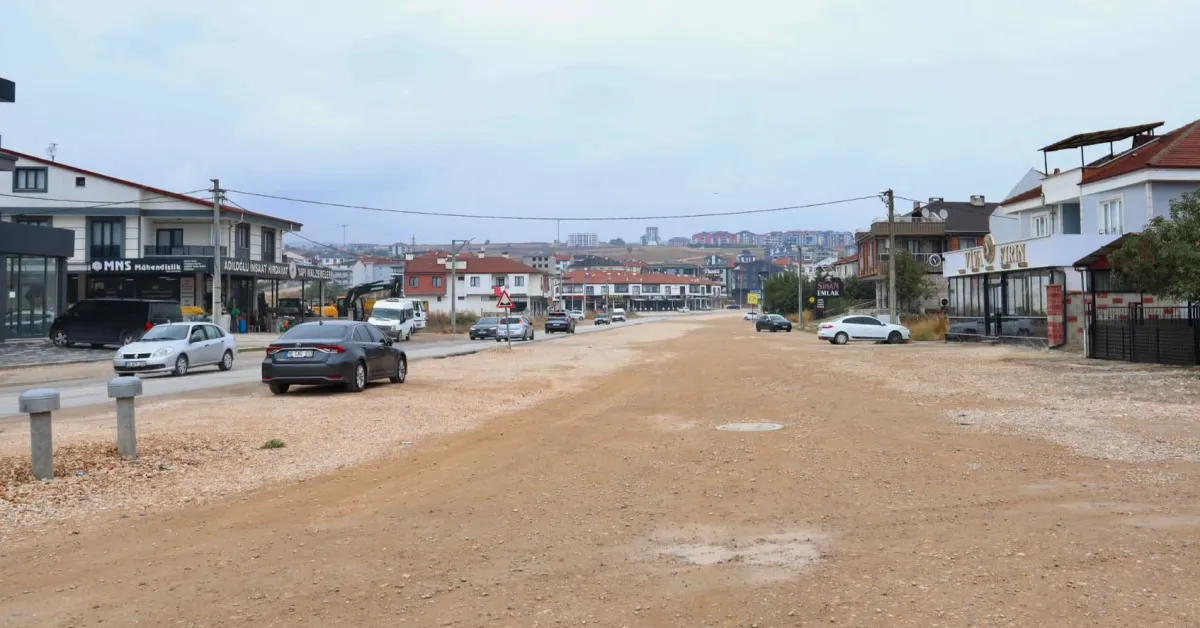 İnegöl'ün Çilesi Son Buldu! Biba 300 Bin Ton Asfalt Diye Açıkladı.. (1)