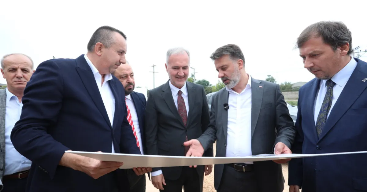 İnegöl'ün Çilesi Son Buldu! Biba 300 Bin Ton Asfalt Diye Açıkladı.. (8)