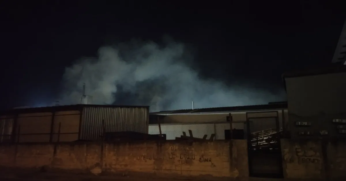 İnegöl'ün Havasını Işte Böyle Kirletiyorlar! Dumanlar Bakın Nereden Yükseliyor.. (2)
