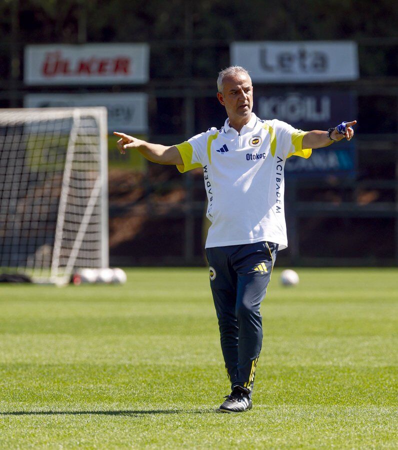 İstifa Etmişti, Yeniden Takımın Başına Geçti! İsmail Kartal’dan Şampiyonluk Mesajı
