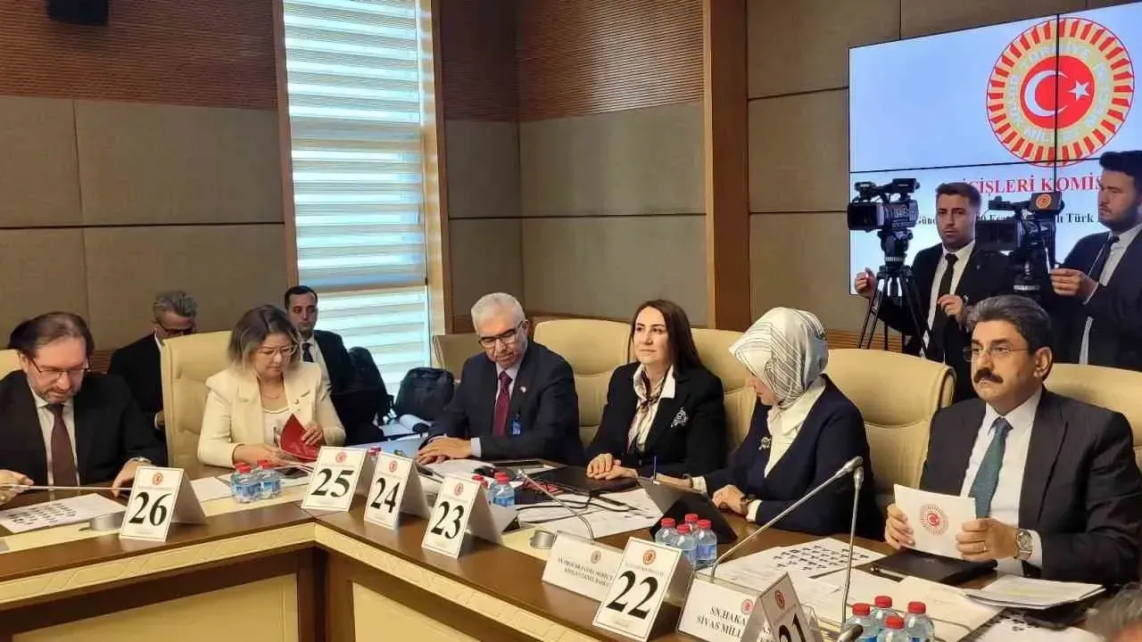 Kizilay'a İli̇şki̇n Yeni̇ Kanun Tekli̇fi̇ Gencgazete