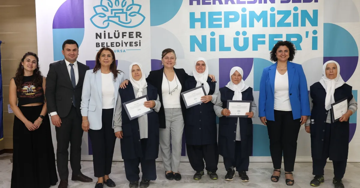 Nilüfer Belediyesi’nde 12 Personel Okuryazarlık Belgesi Aldı (4)
