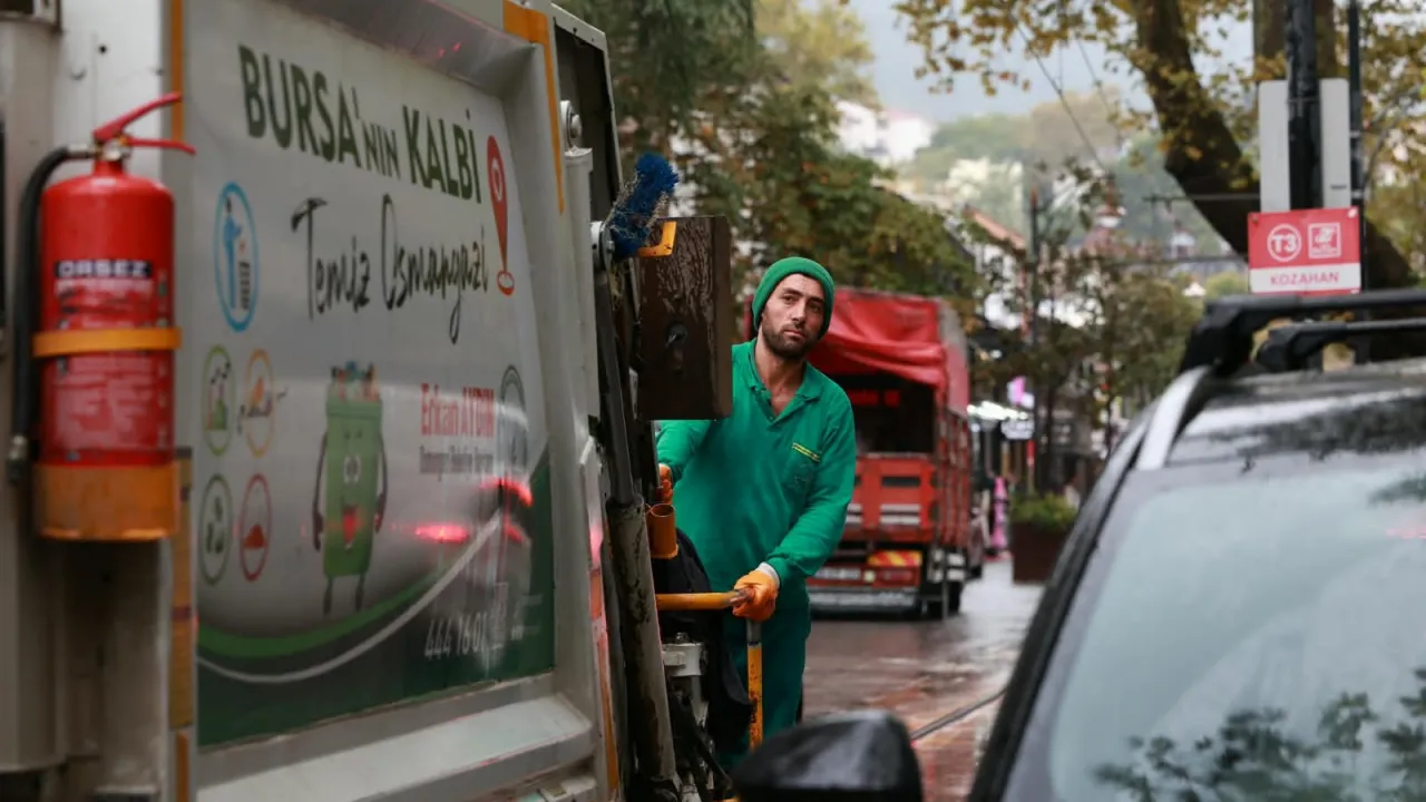 Osmangazi’de Temizlik Çalışmaları 724 Sürüyor (5)