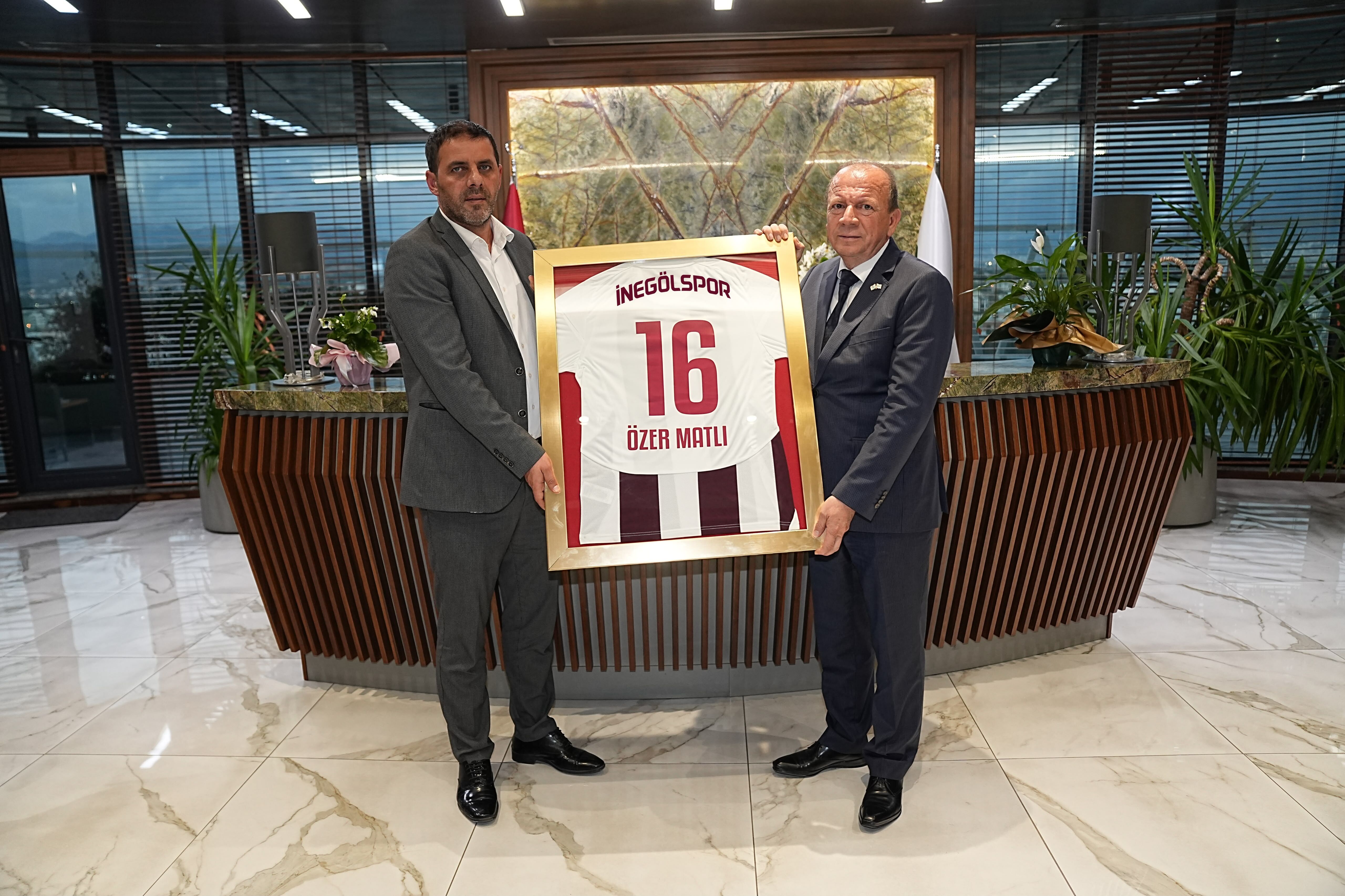 Özer Matli’dan İnegölspor’a Destek11