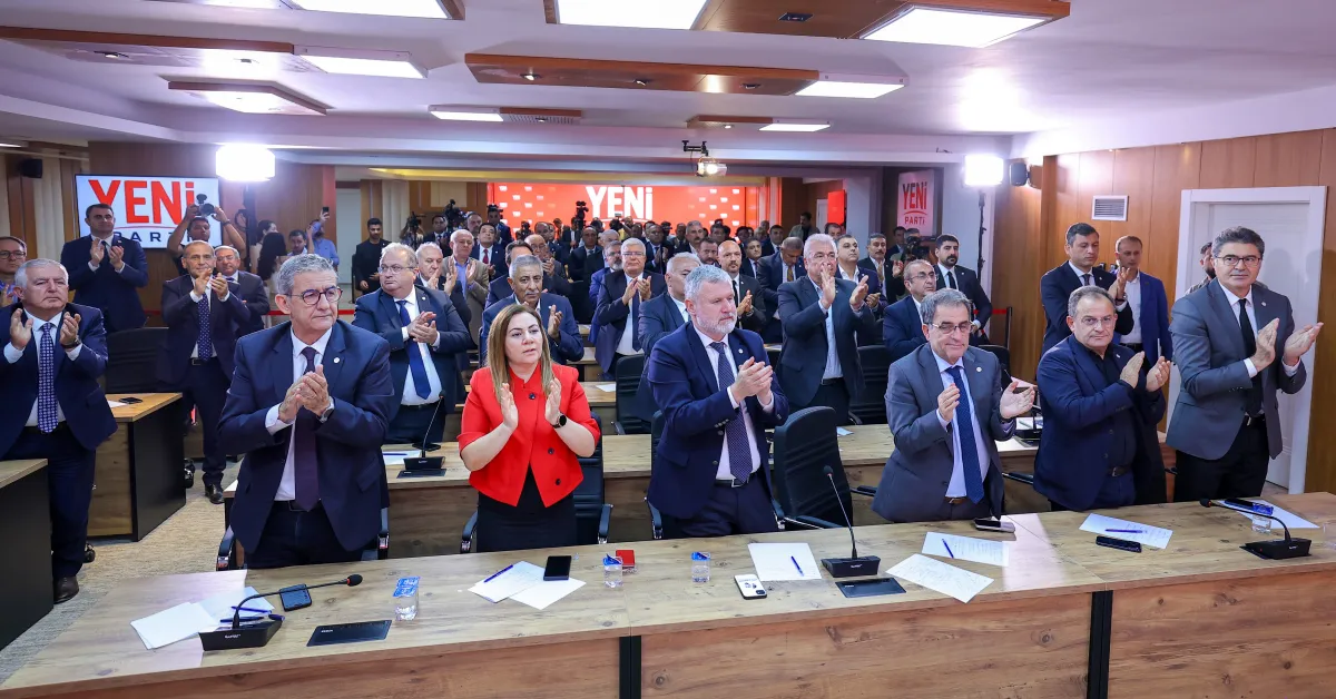 Özgür Özel’den Yeni̇ Parti’nin “7 Sözü” Türkiye’yi Yönetmeye Hazırız (4)