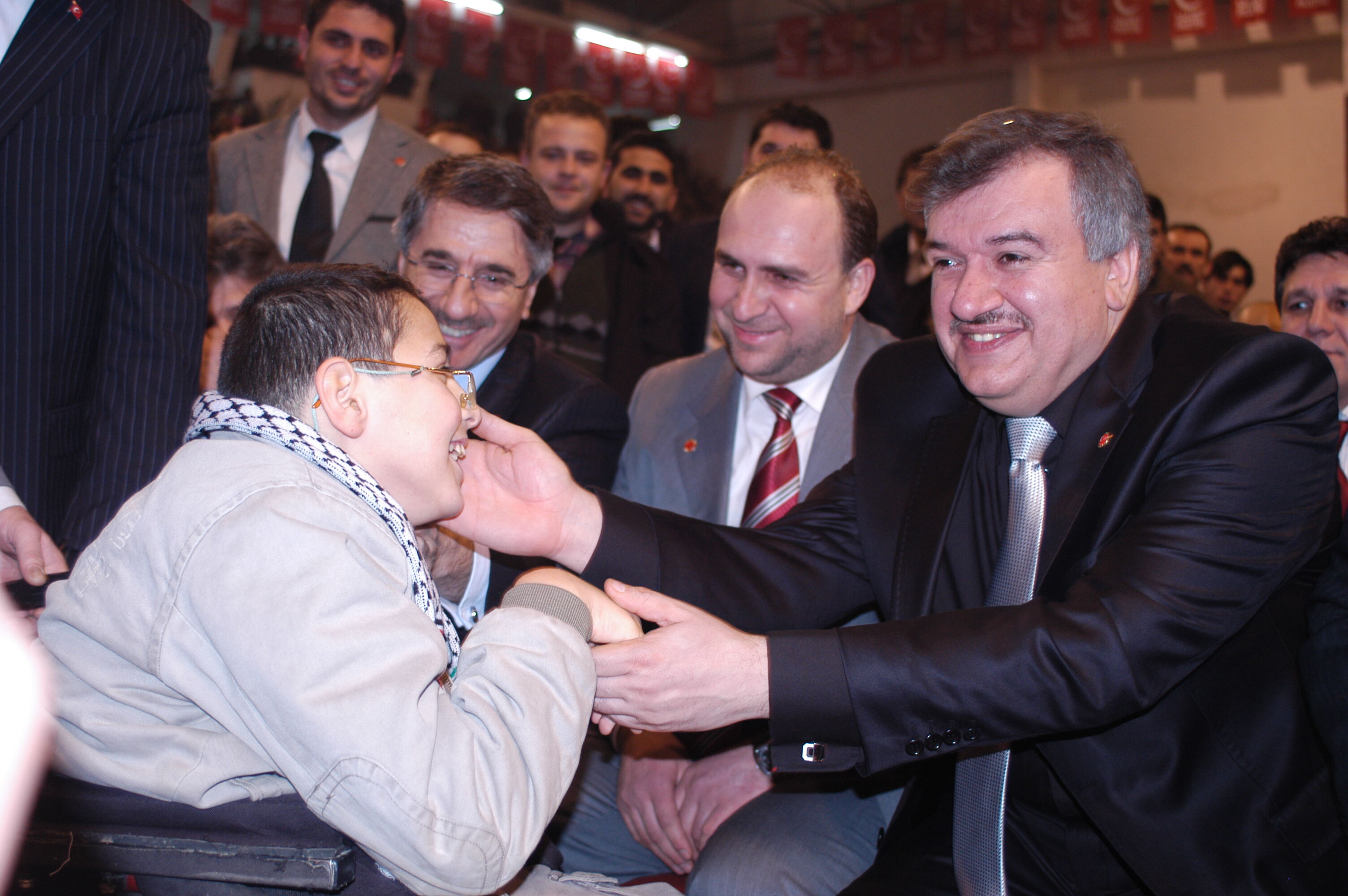 Saadet Başkan Aday Zeki Anıl Gülşen Arşivden 2009 Gençgazete (4)