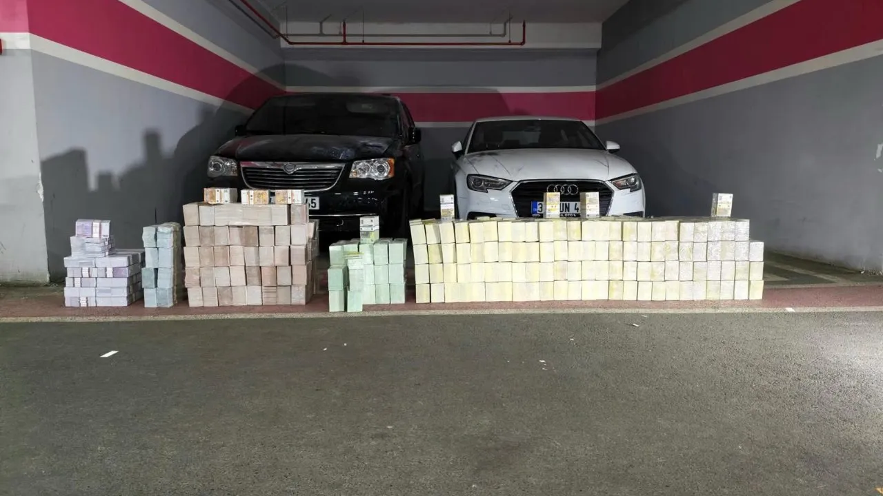 “Vanlı Kara Haydar” Soruşturmasında 16,4 Milyon Euro Ve 700 Bin Dolar Ele Geçirildi (2)