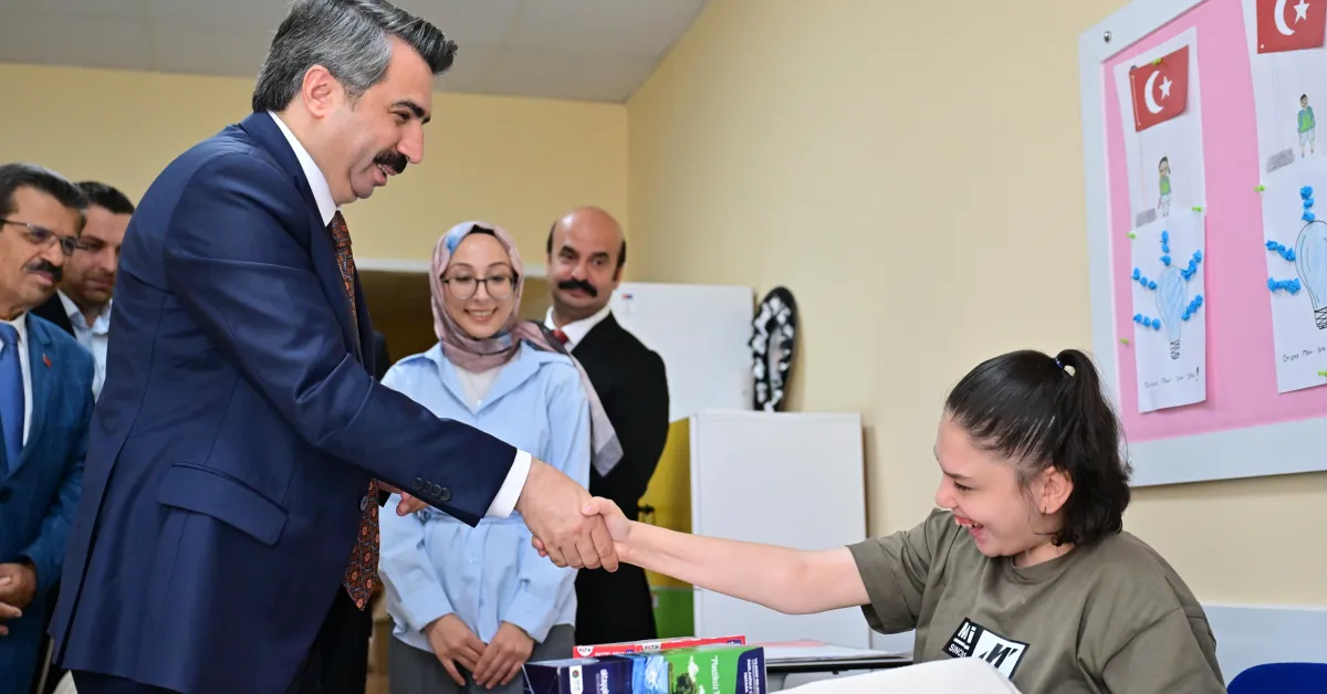 Yıldırım’da Başkan Oktay Yılmaz’dan Özel Öğrencilere Okulun Ilk Günü Ziyareti (3)