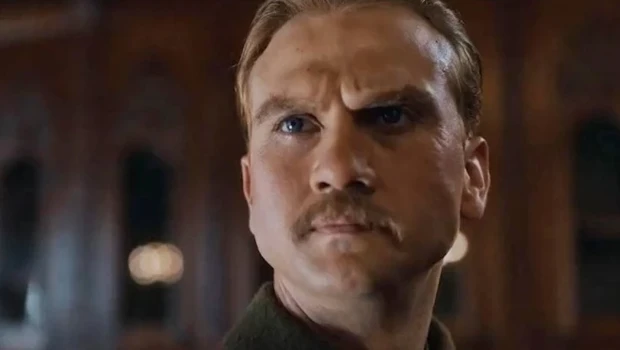 Aras Bulut İynemli Kimdir, Kaç Yaşında, Nereli, Hangi Dizi Ve Filmlerde Oynadı, Evli Mi?2