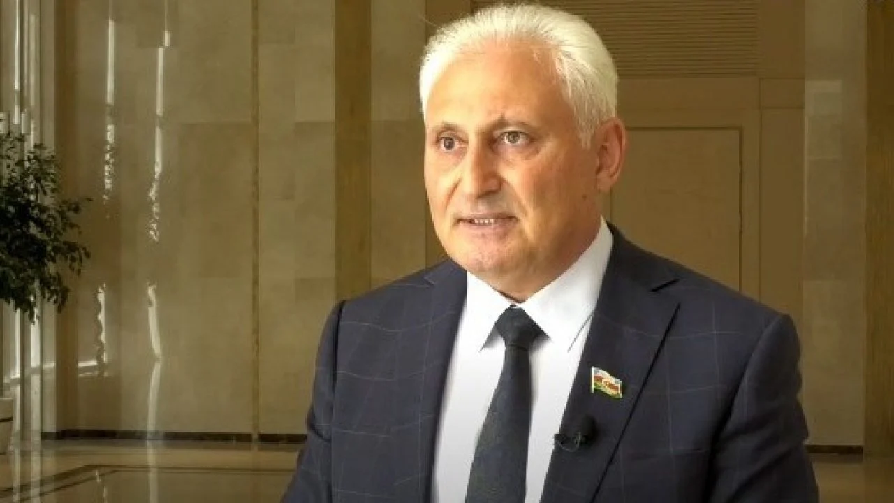 Azerbaycan'dan Oktay Saral'ın Istifasına Tepki: Başkalarına Da Örnek Olmalı!Azerbaycandan Sasirtan Oktay Saral Cikisi Yetmez Dediler 7Eca35.Jpg