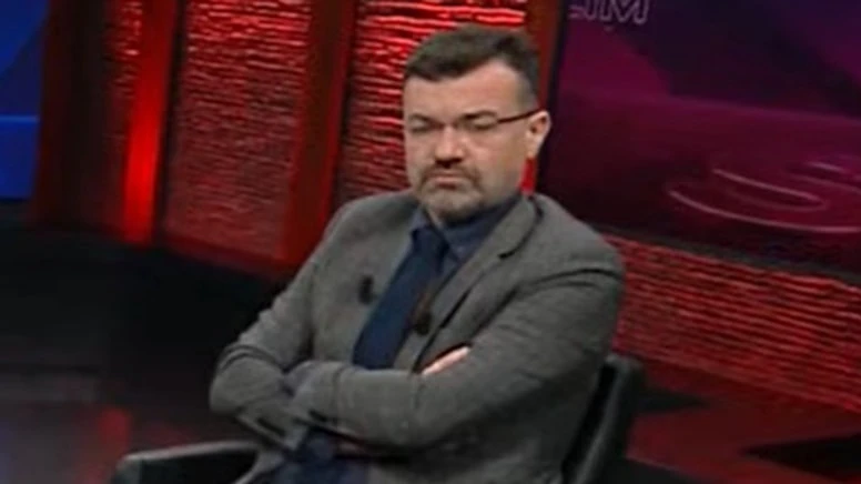 Bafrali Unlu Avukat Afsin Hatipogluna Canli Yayinda Olum Tehd 20261021105500