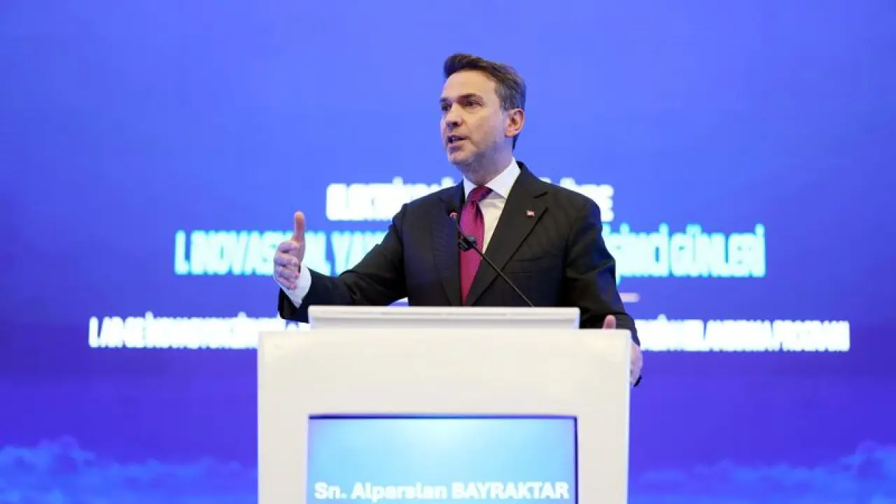 Bakan Bayraktar'dan Enerji Açıklaması! 3 Ülkeyle Nükleer Santral Görüşmeleri Sürüyor