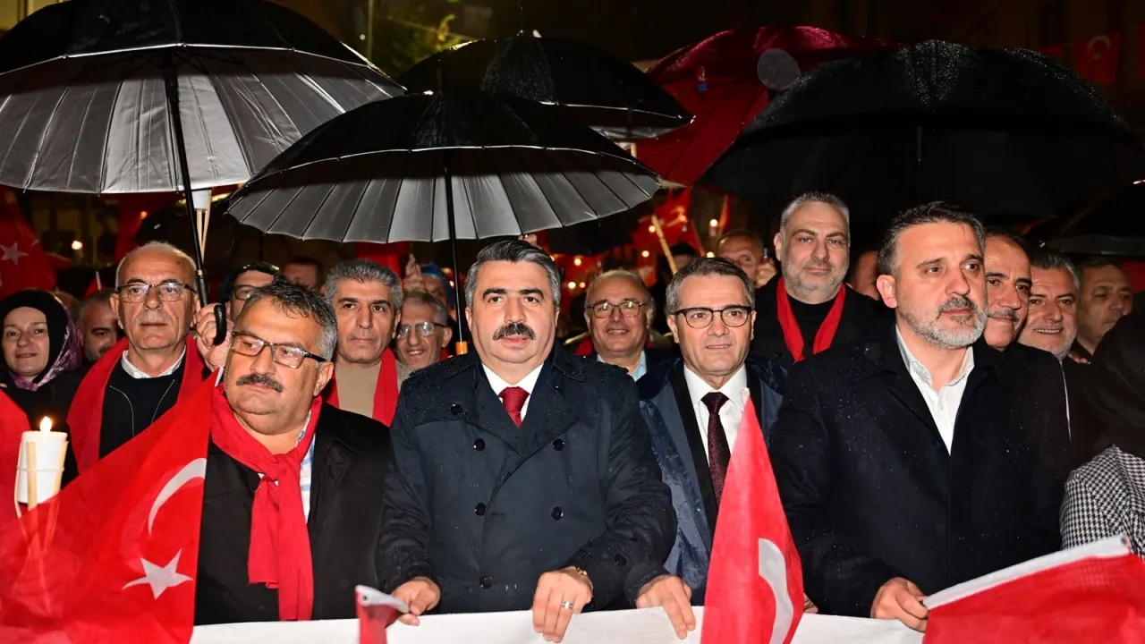 Başkan Oktay Yılmaz'dan 29 Ekim Mesajı Cumhuriyetimizi Yaşatmak En Büyük Sorumluluğumuz (2)