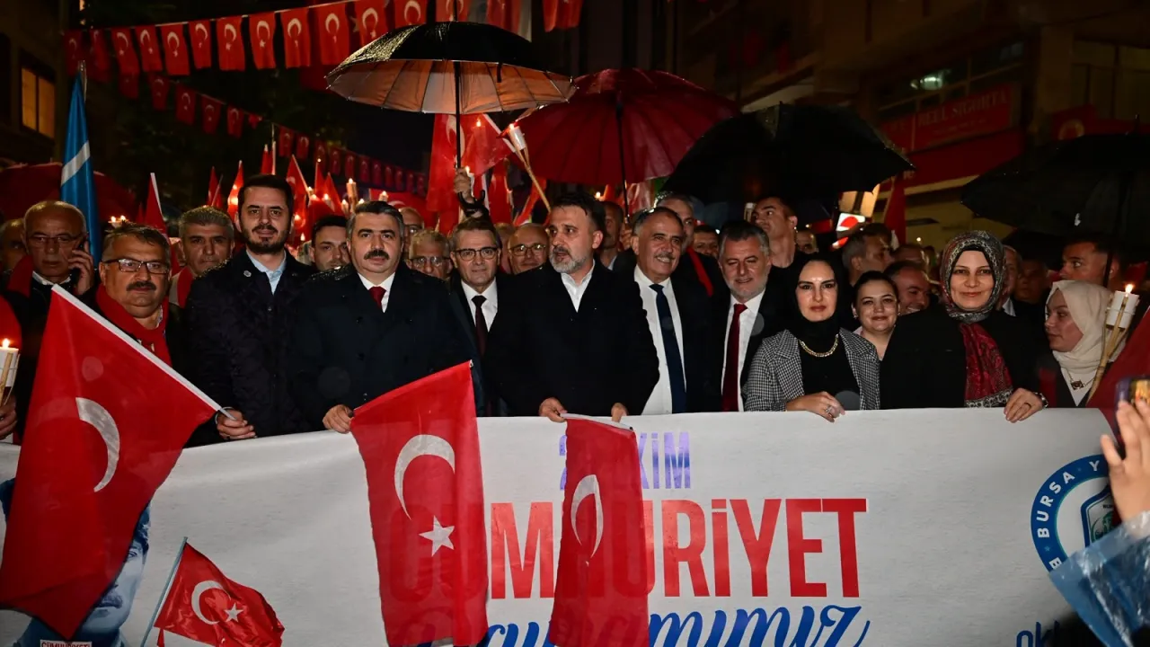 Başkan Oktay Yılmaz'dan 29 Ekim Mesajı Cumhuriyetimizi Yaşatmak En Büyük Sorumluluğumuz (3)