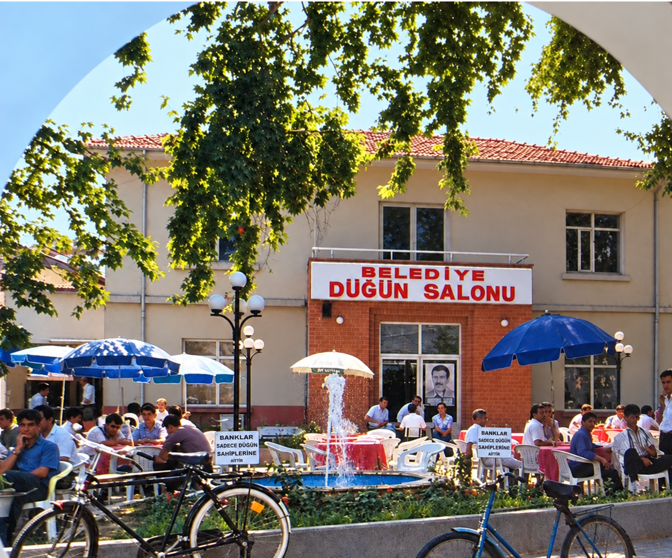 Beledi̇ye Düğün Salonu Avlusu