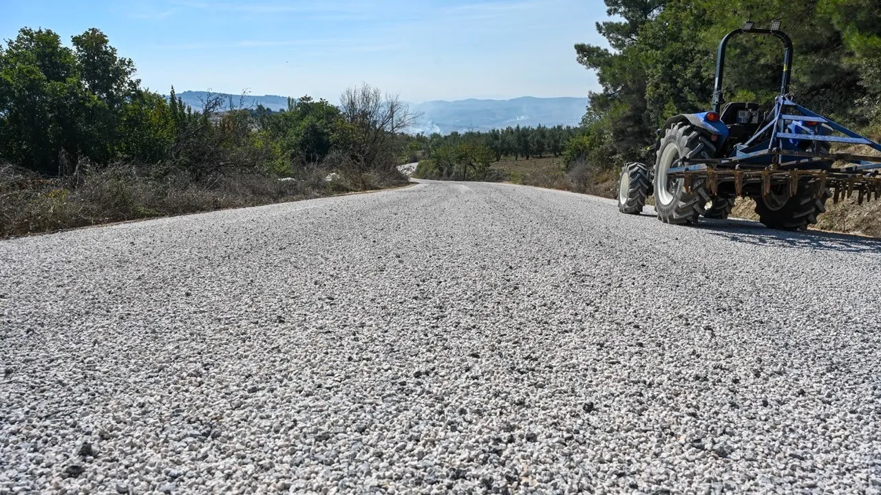Bursa Yenişehir'de 3 Mahallenin Yolları Yenilendi! 5 Kilometrelik Çalışma Tamamlandı (4)